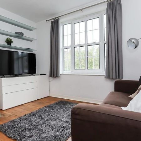 2 Bedroom Apartment In Waterloo Central London Ngoại thất bức ảnh