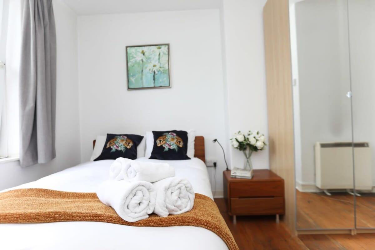 2 Bedroom Apartment In Waterloo Central London Ngoại thất bức ảnh