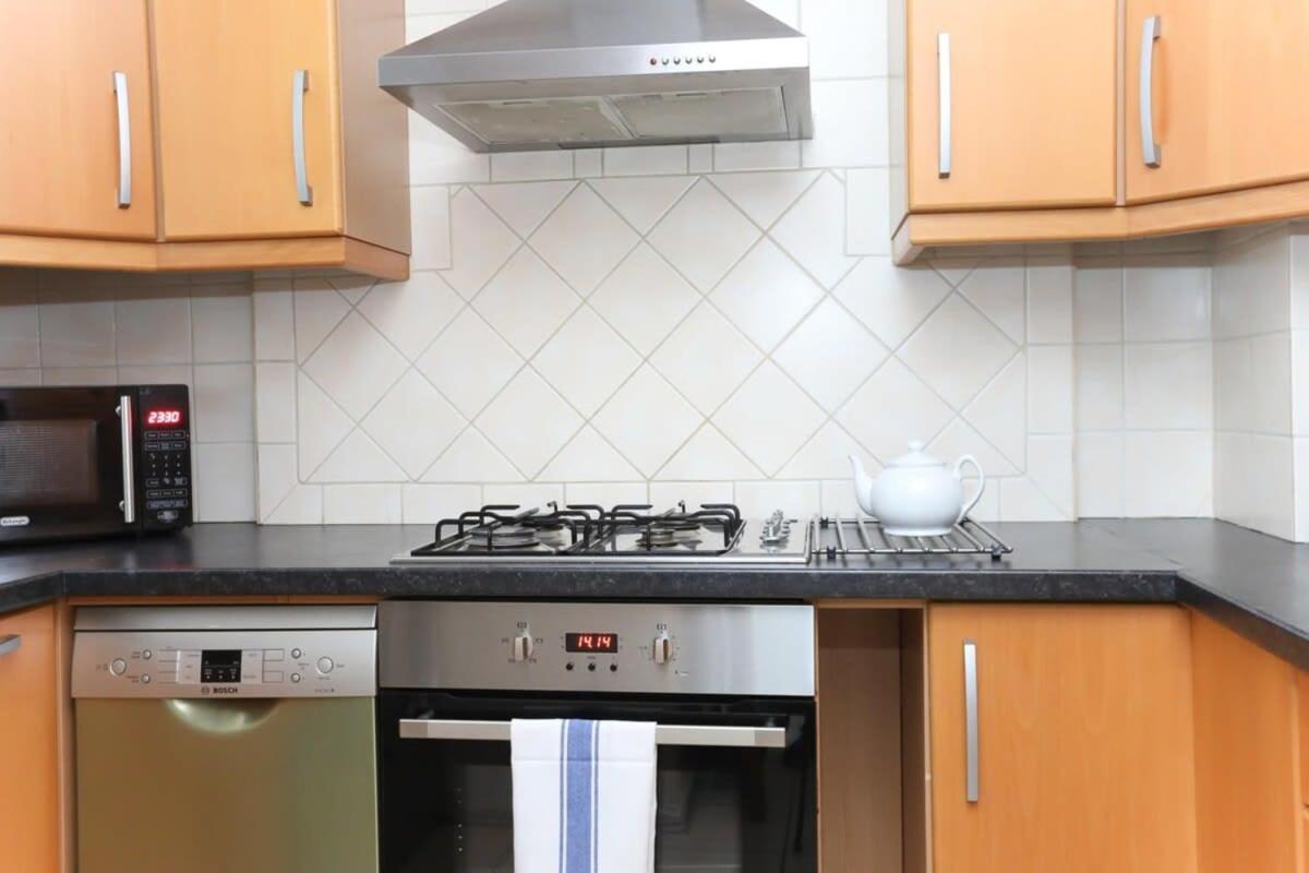 2 Bedroom Apartment In Waterloo Central London Ngoại thất bức ảnh