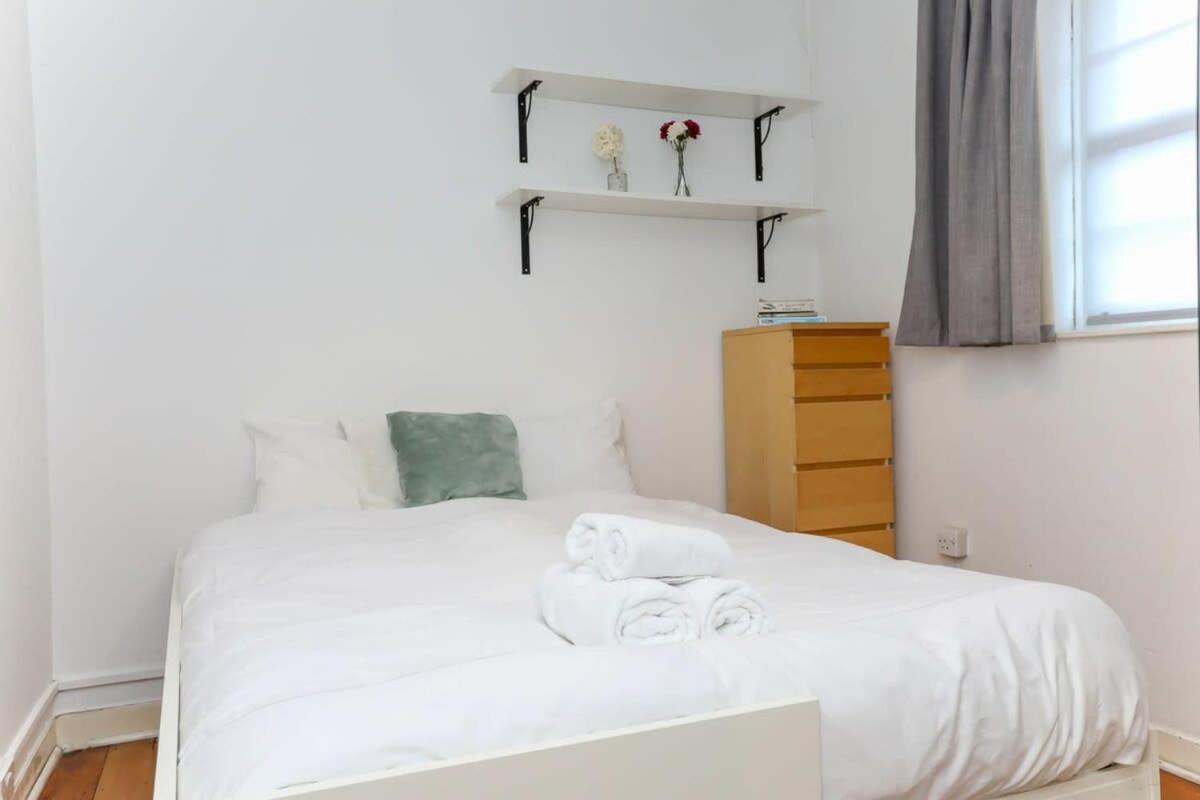 2 Bedroom Apartment In Waterloo Central London Ngoại thất bức ảnh