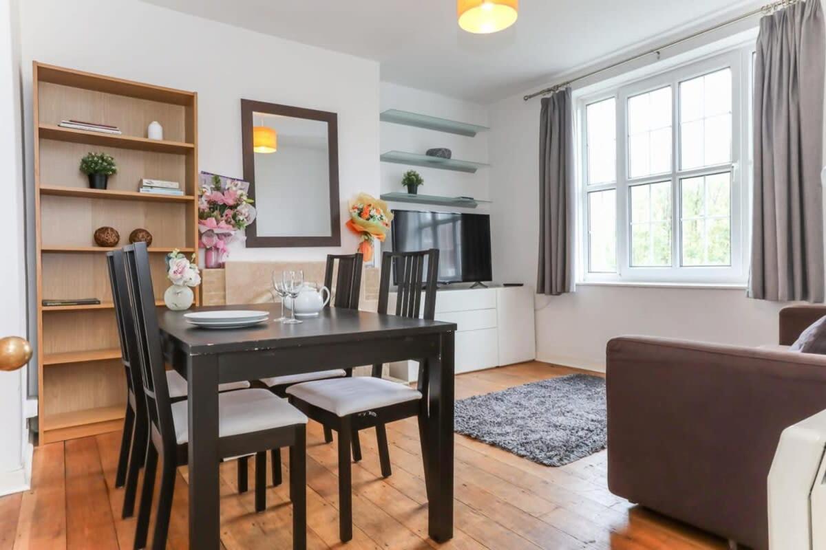2 Bedroom Apartment In Waterloo Central London Ngoại thất bức ảnh